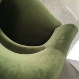 Green velvet toad chair