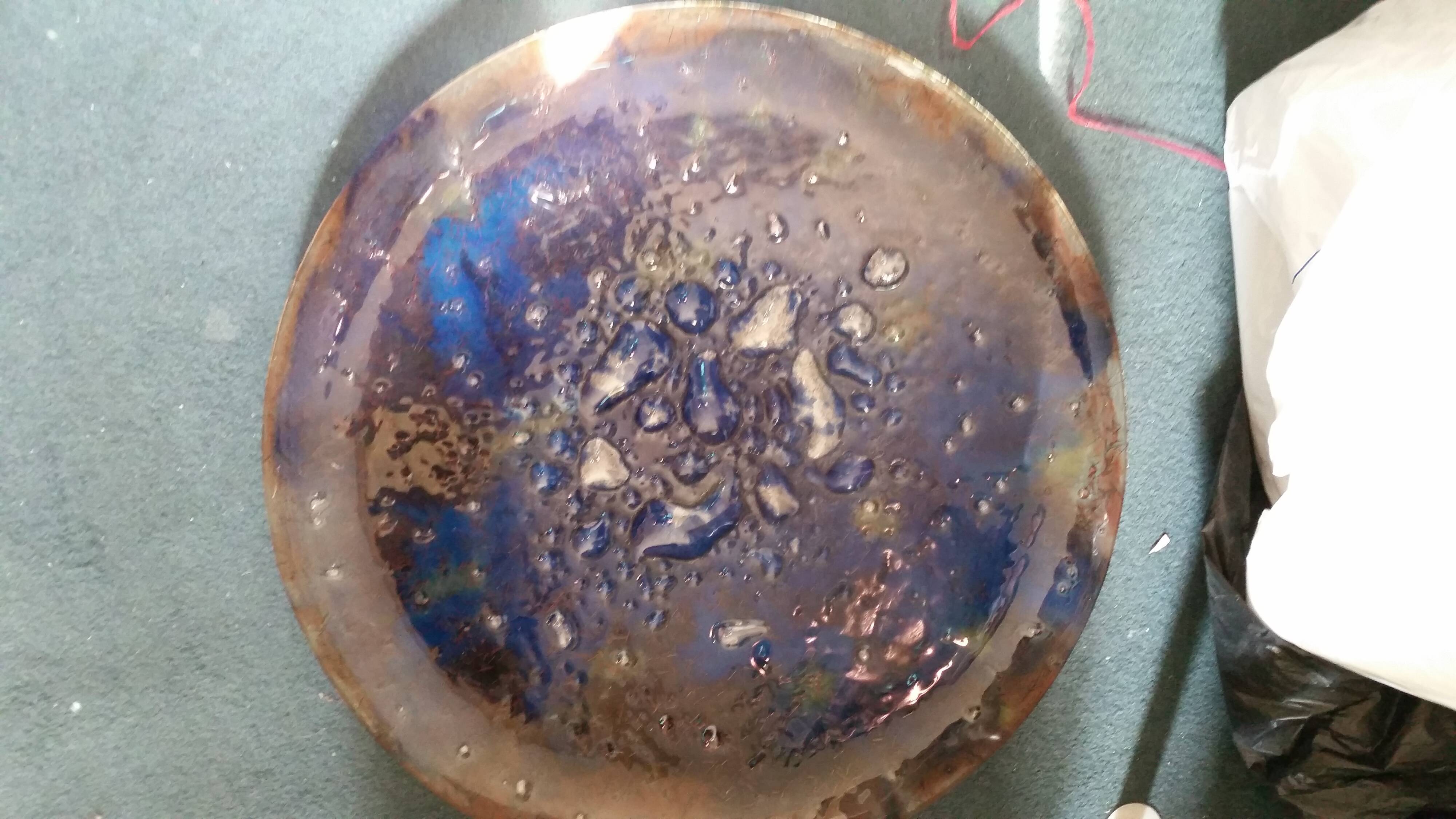 Decorative plate or presentation in blown glass