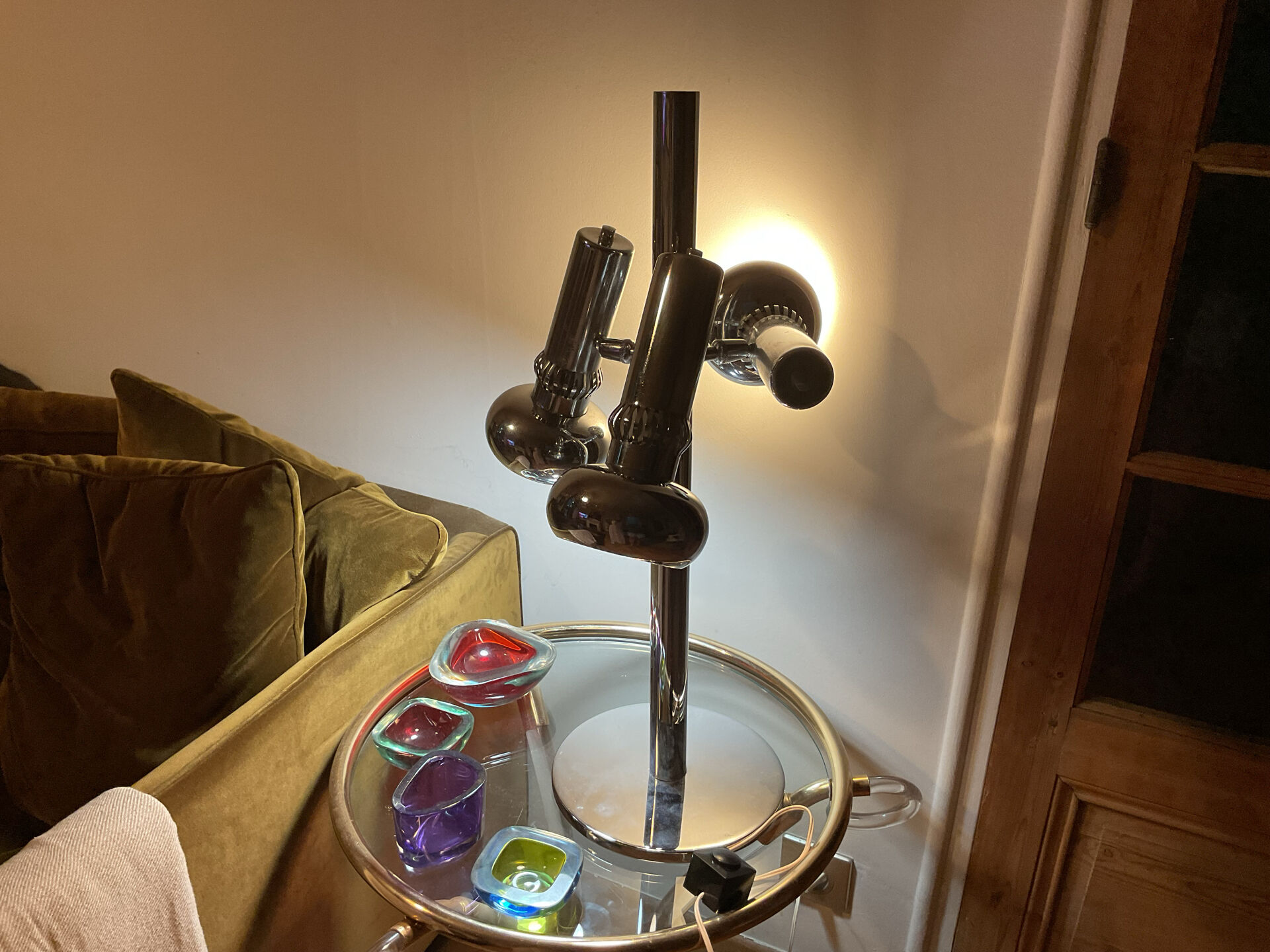 Table lamp with 3 adjustable lights