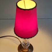 Vintage table lamp in brass and glass - mid 20th century.