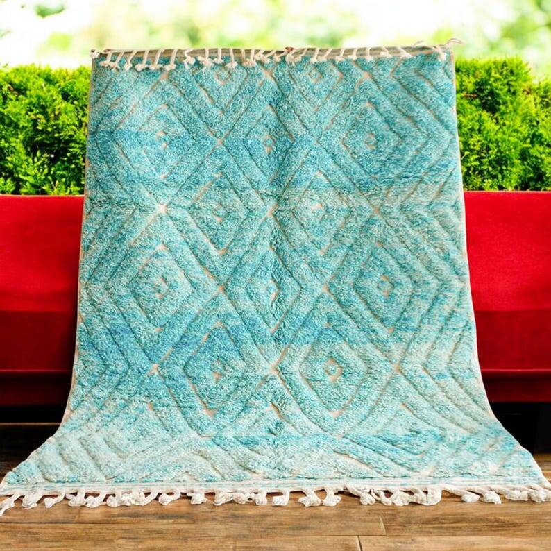 Tapis bérbere marocain décoré taille 260cmx160cm
