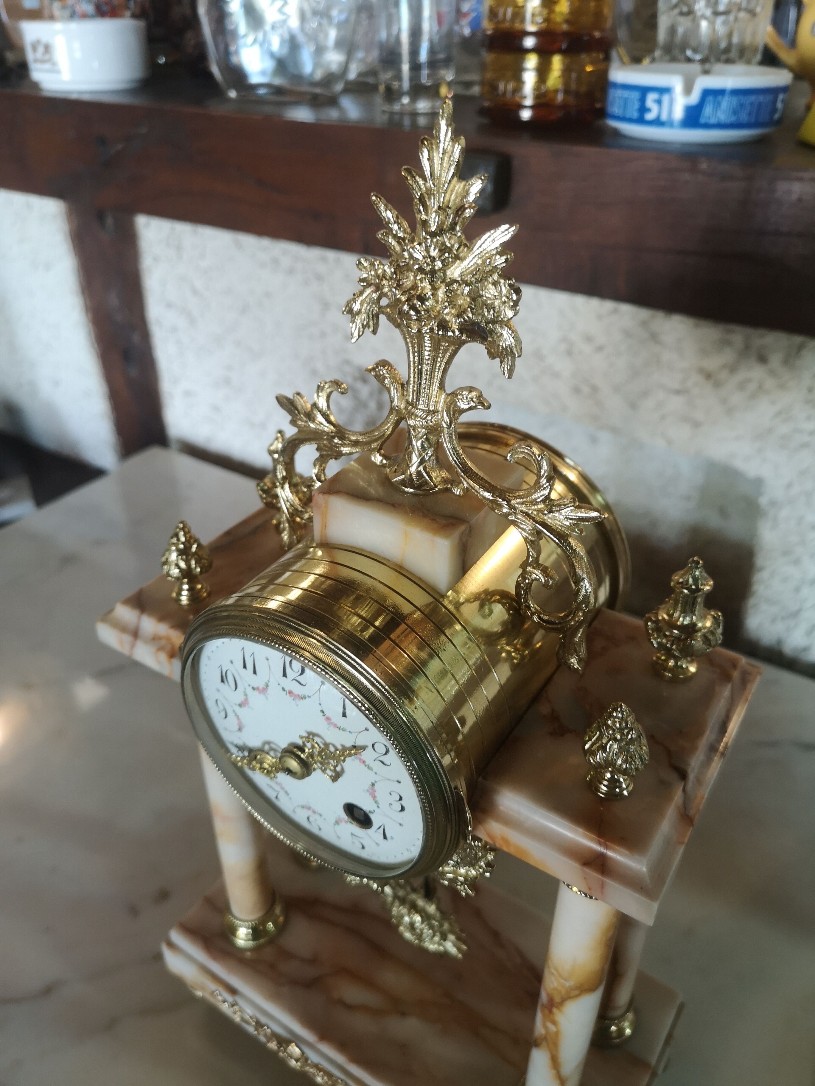 Pendule style Louis XVI