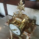 Pendule style Louis XVI