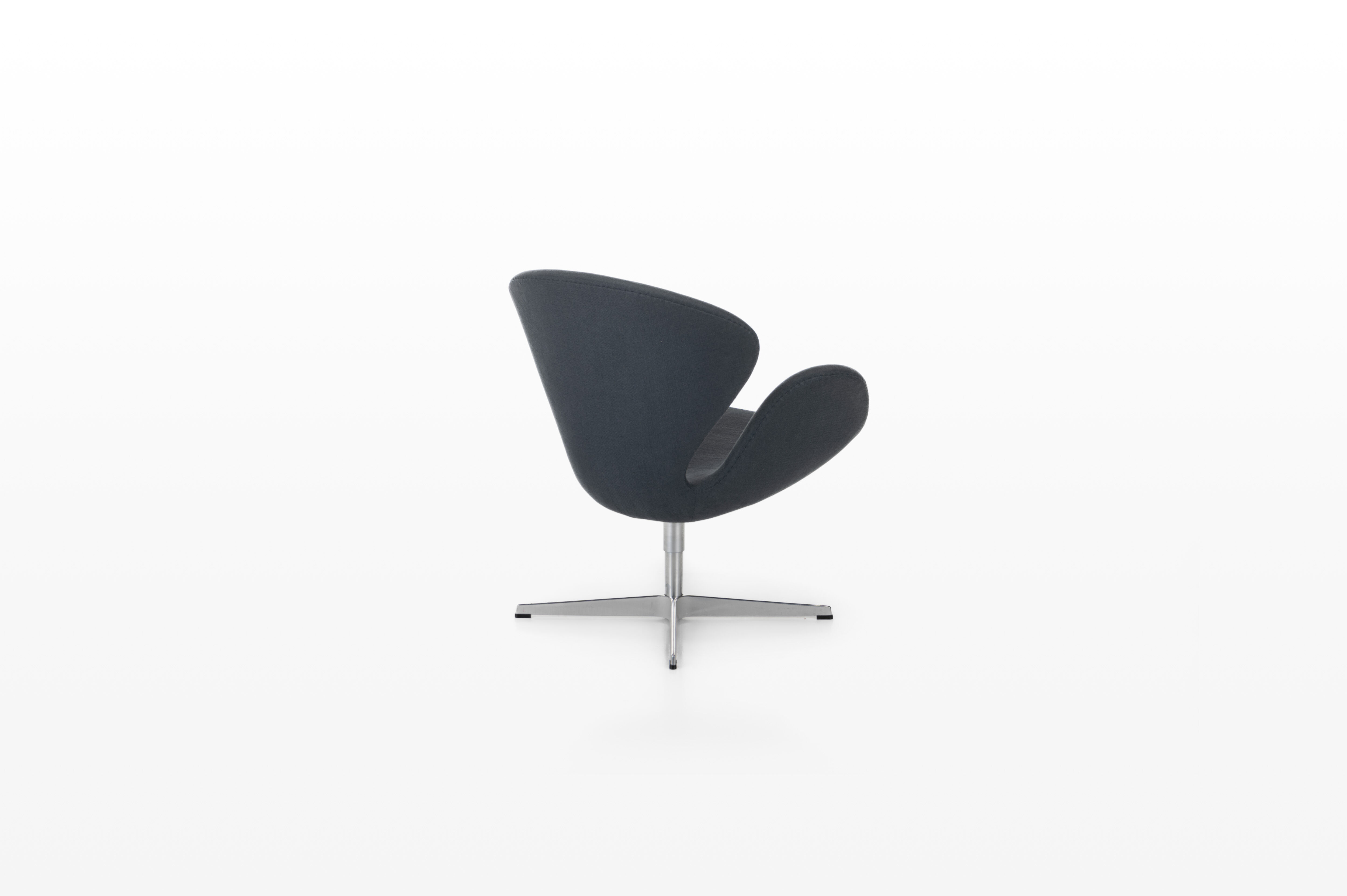 Swan Chair by Arne Jacobsen for Fritz Hansen, Denmark 1958