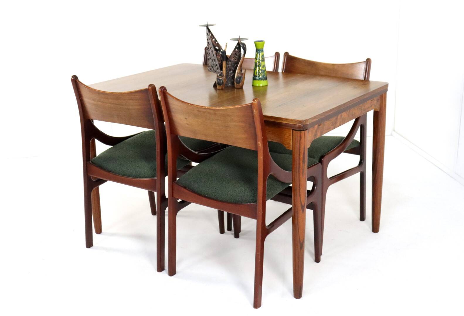 Extendable rectangular dining table in rosewood 'Emmedingen'
