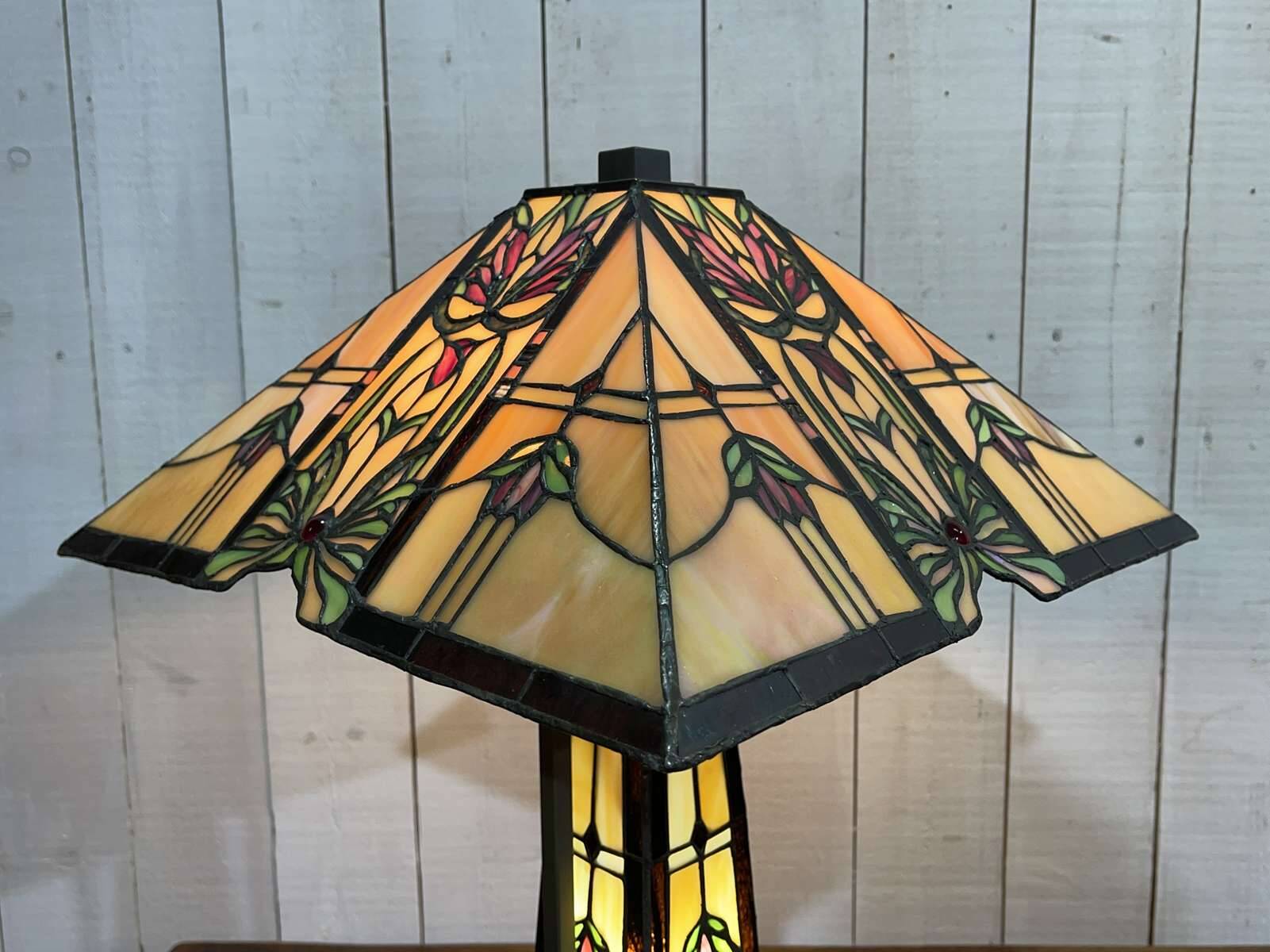 Modern Tiffany style lamp with Art Deco decor