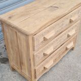 Breton chest of drawers in solid oak