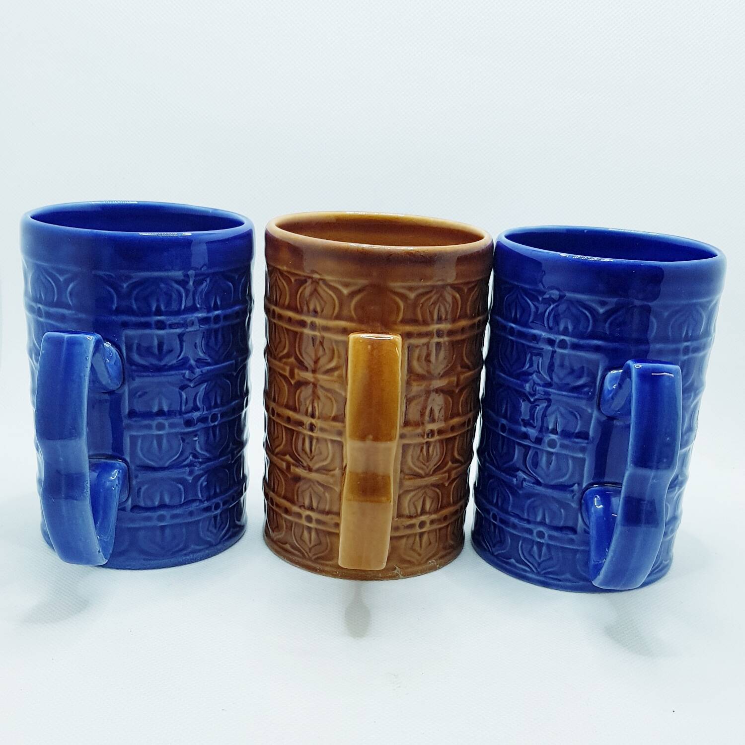 3 chopes à bière en céramique (Angleterre)