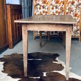 Farmhouse table