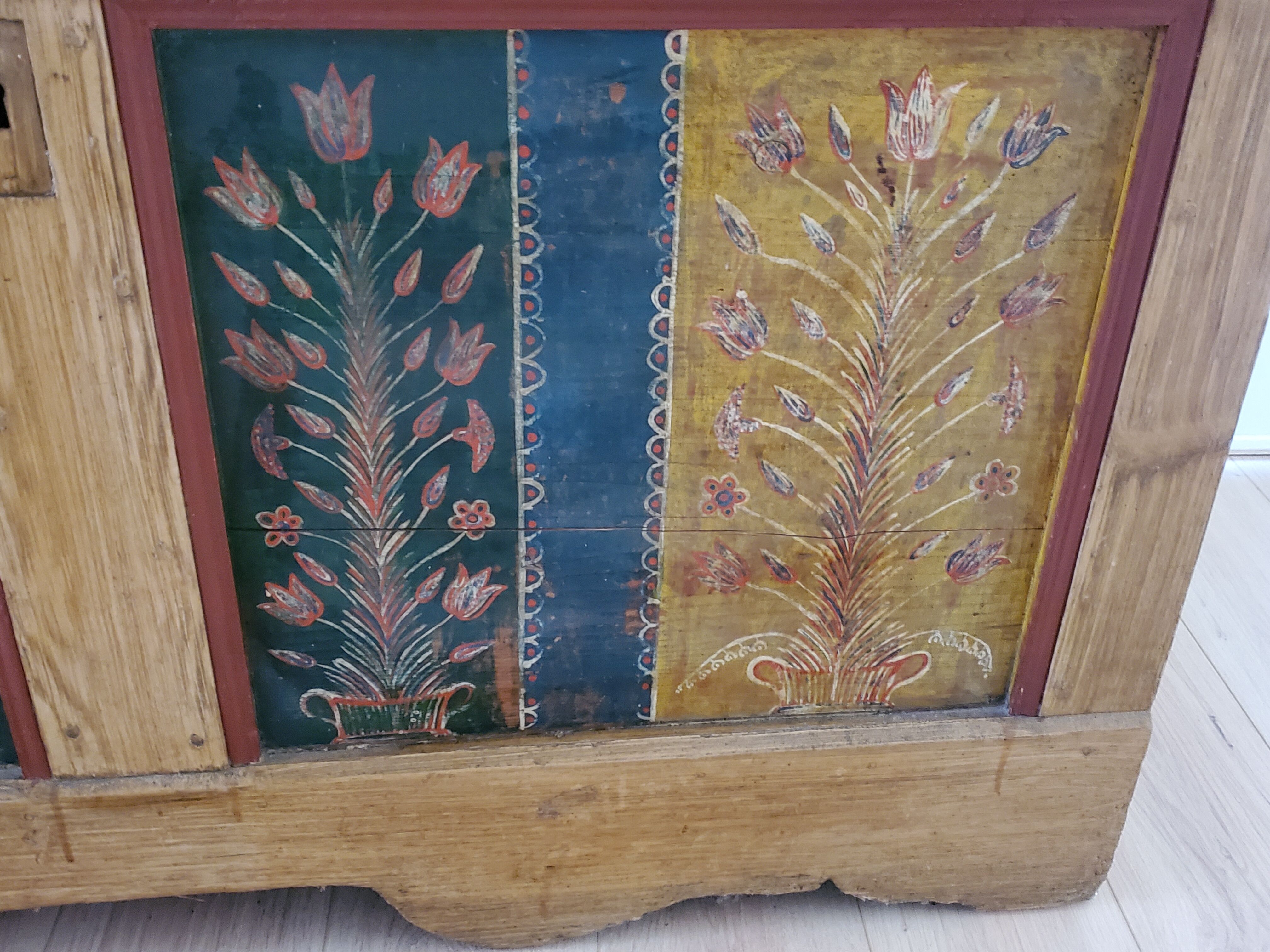 19th century Alsatian wedding chest