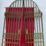 Magnificent and very large Napoleon III period castle gate in cast iron
