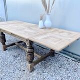 Extendable monastery table