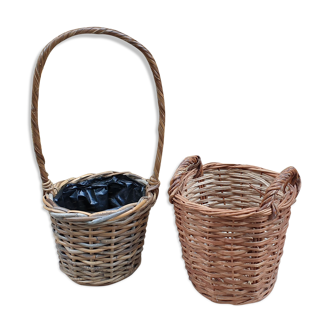 Duo of wicker pot covers