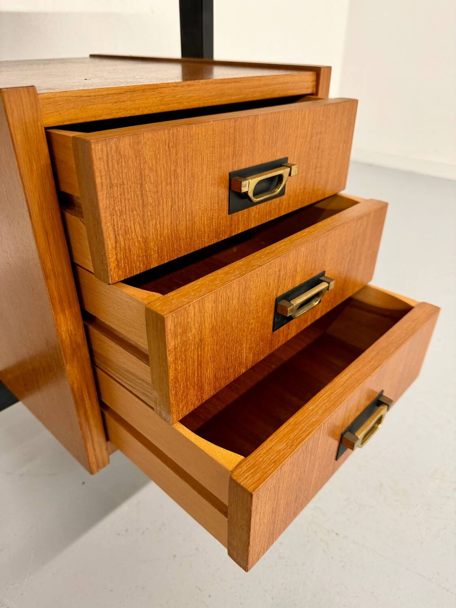 Vintage Italian design desk from the 1960s in wood and metal.