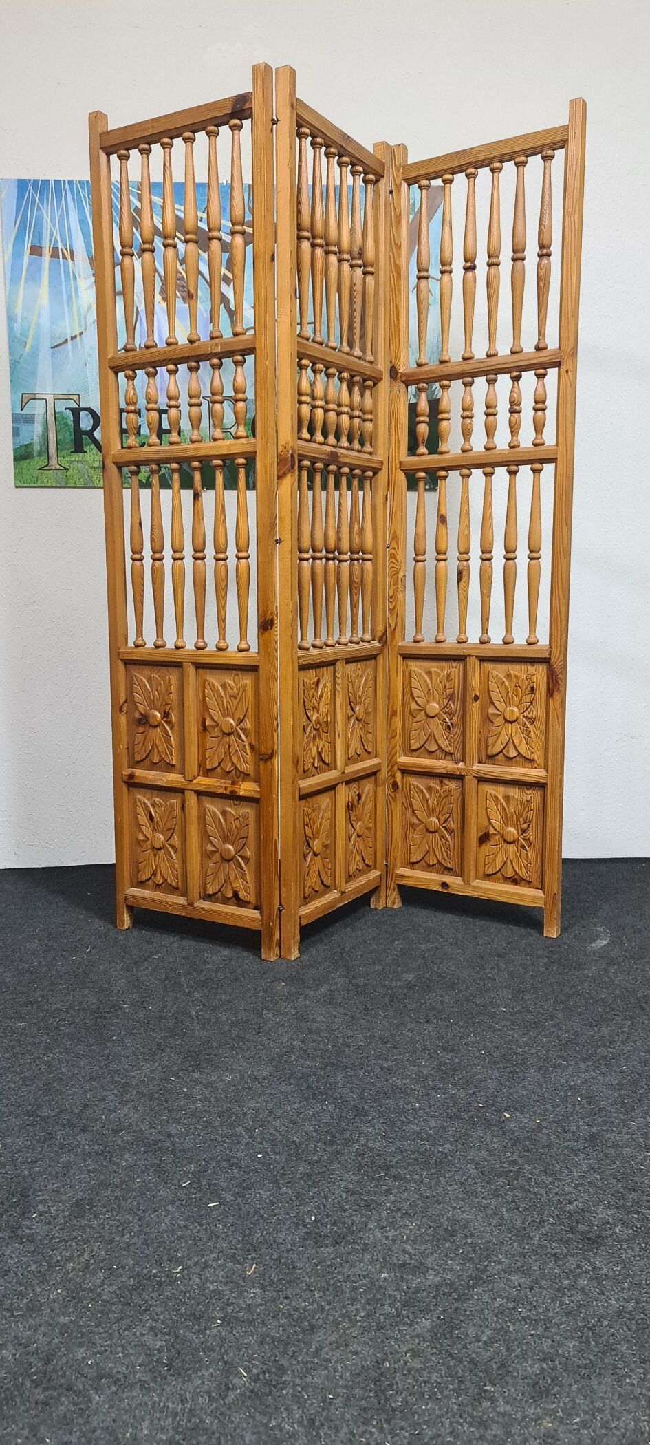 Vintage wooden carved room devider