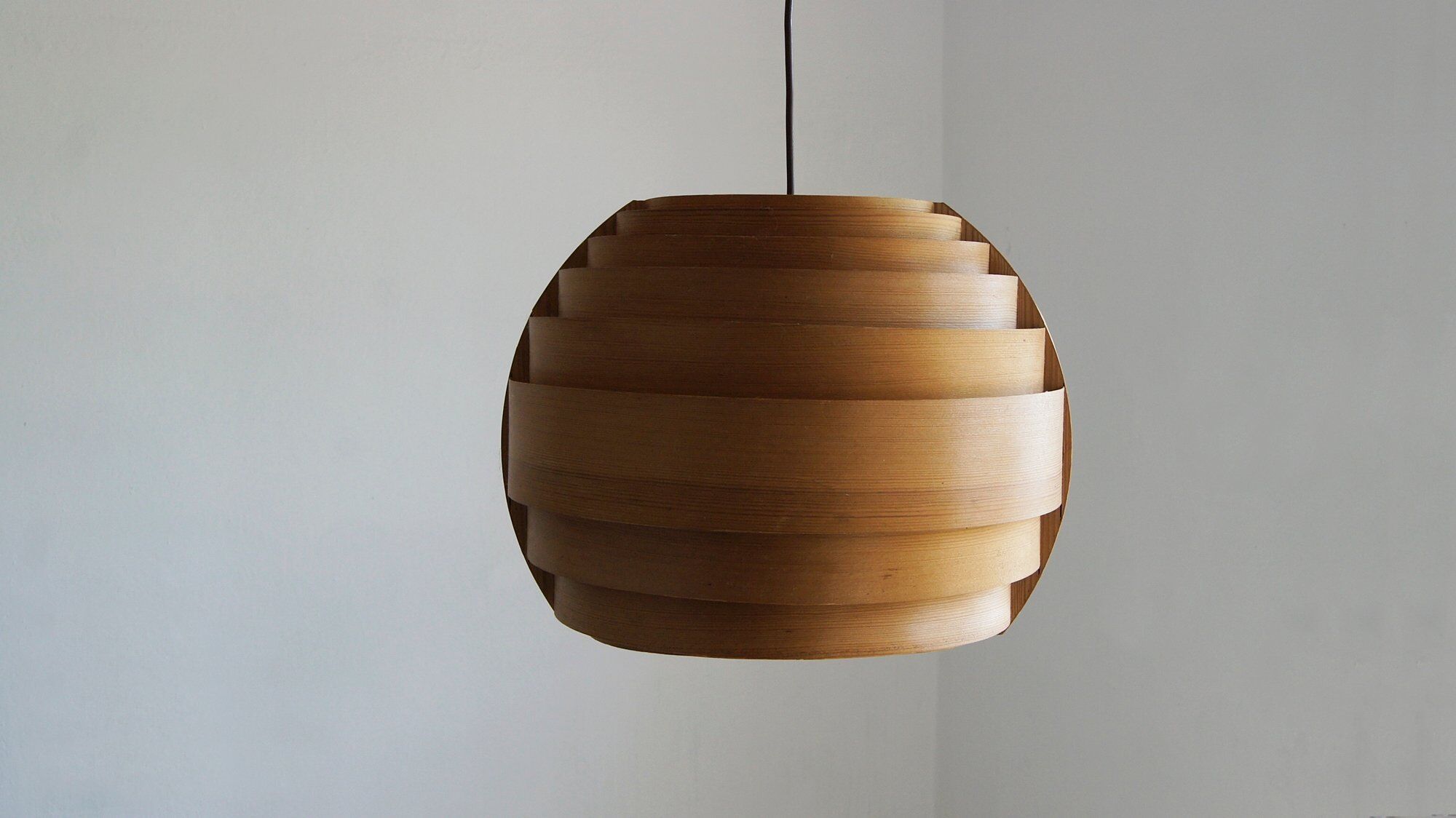 Suspension par Hans Agne Jakobsson, Suède