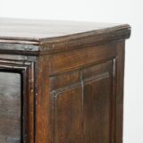 English antique oak chest of drawers / commode from the early 18th century