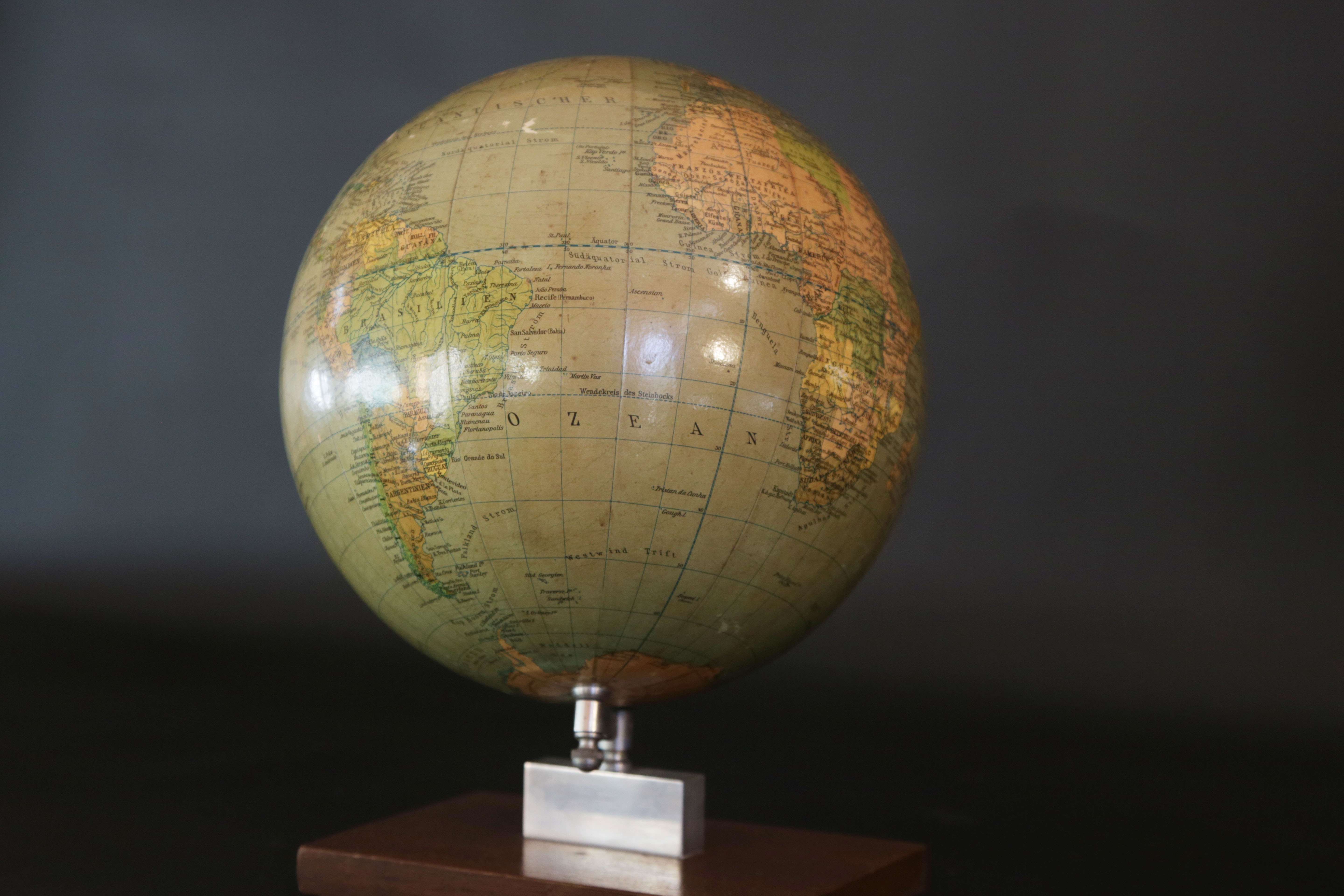 Globe Terrestre 1960