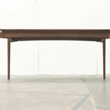 Mid-Century German coffee table series 400 in teak by Hartmut Lohmeyer for Wilkhahn, 1950s.