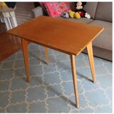 Side table compass feet