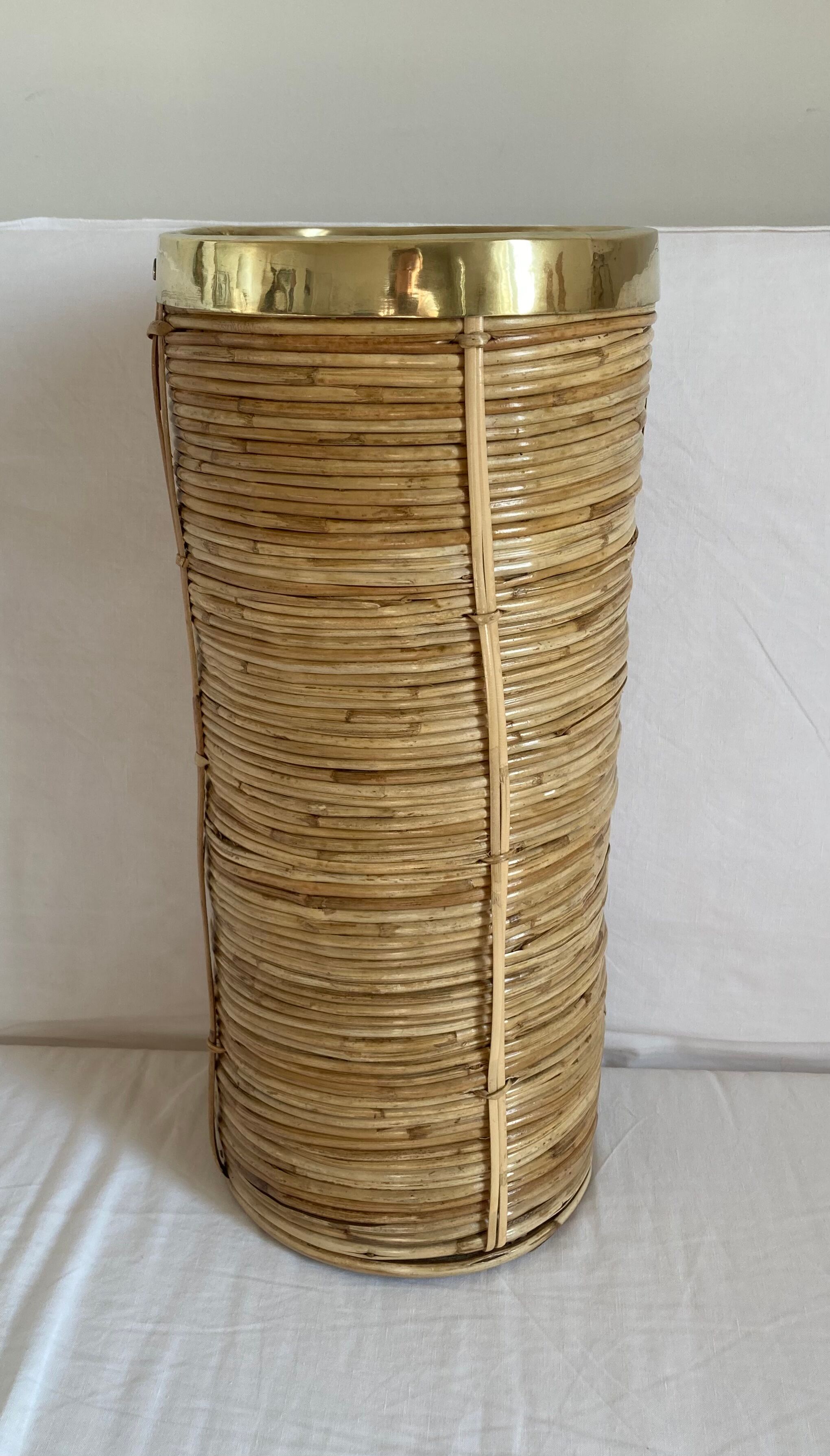 Rattan umbrella holder