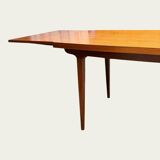 Scandinavian extendable dining table in Teak 1960