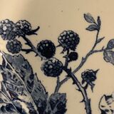 Series of 6 old flat plates in blue earthenware from Gien Iron Earth mature model