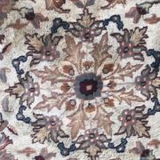 Pakistani carpet wool and silk handmade 190x295 cm