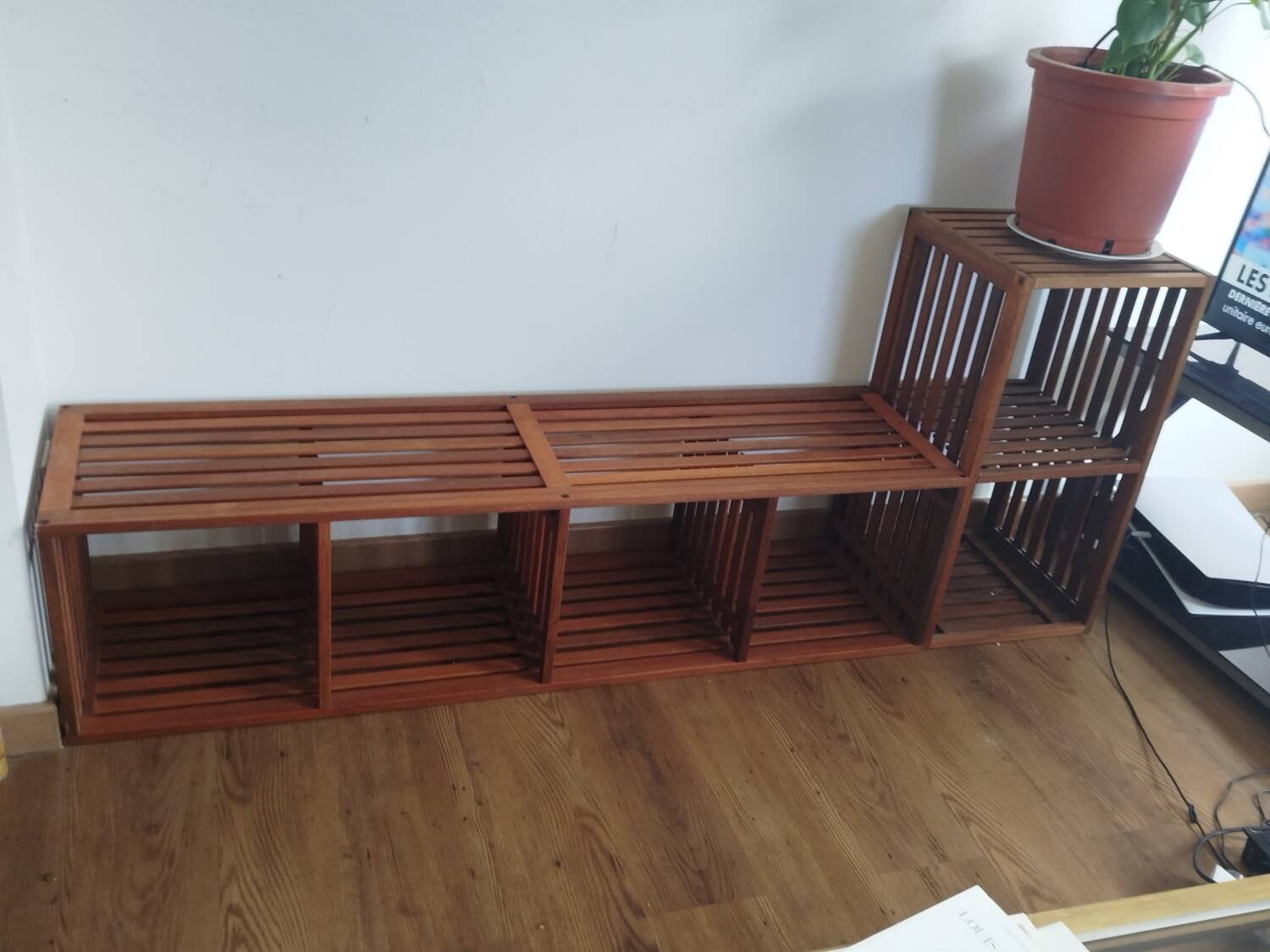 Lovely pair of vintage teak shelves, 1970s