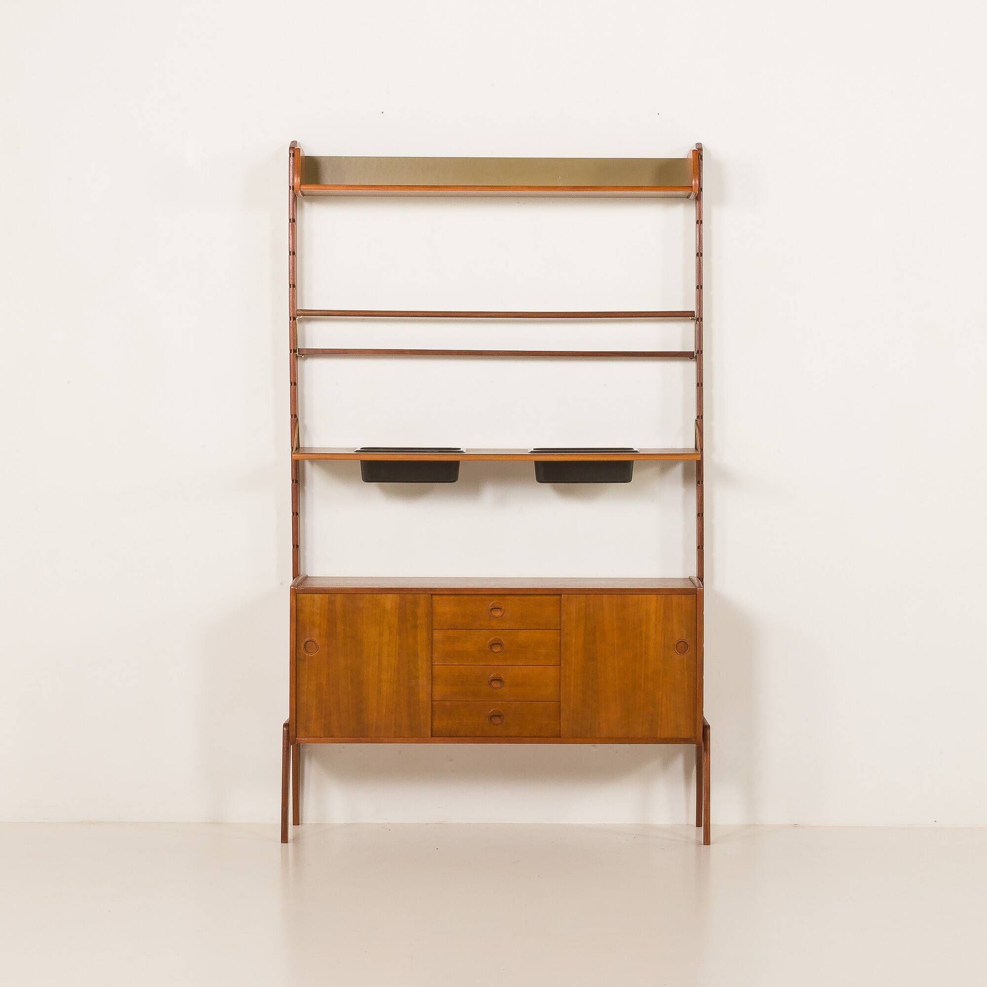 Ergo wall unit with a planter by John Texmon, Norway 1960s