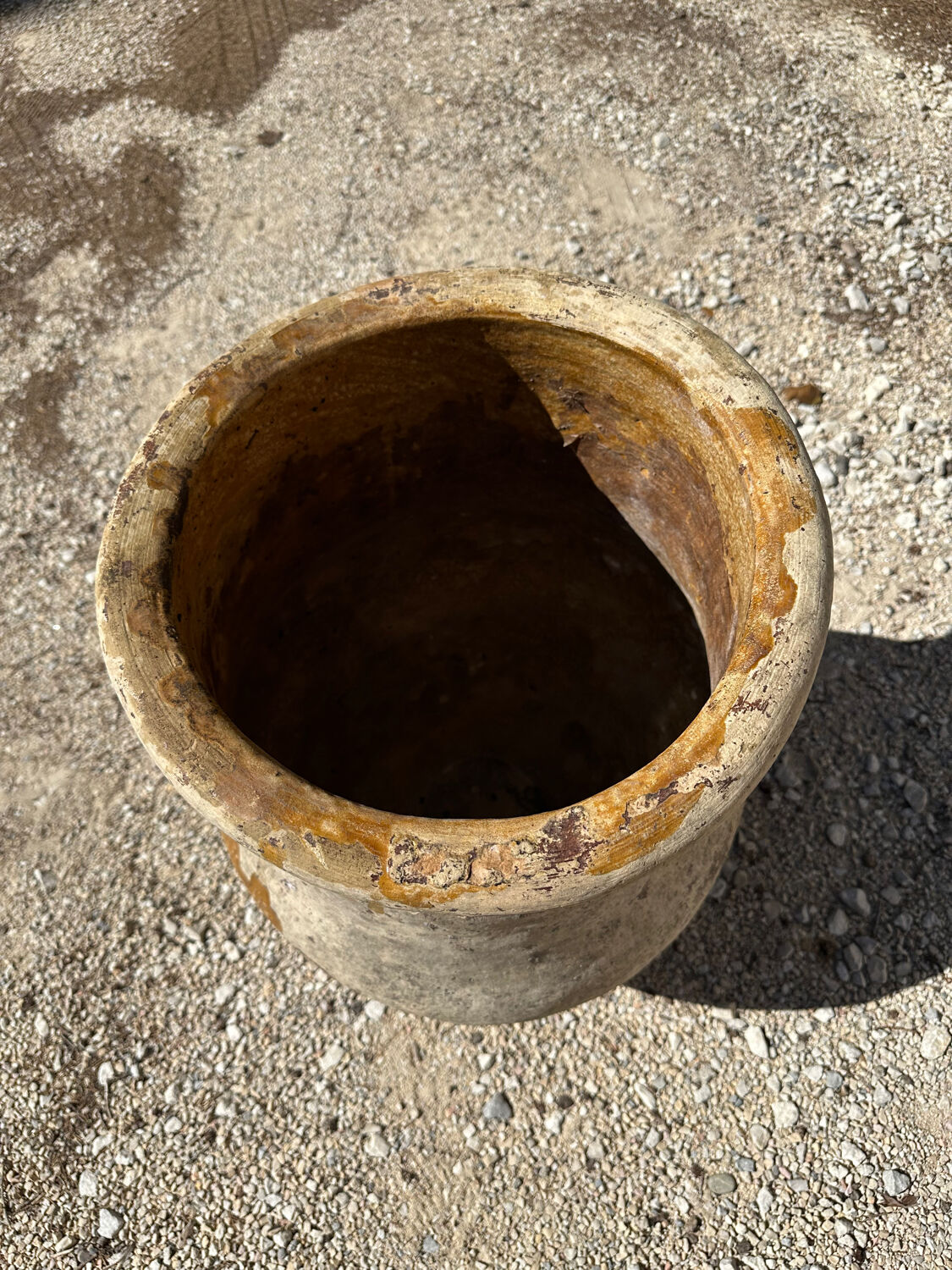 Ancient terracotta pottery jar