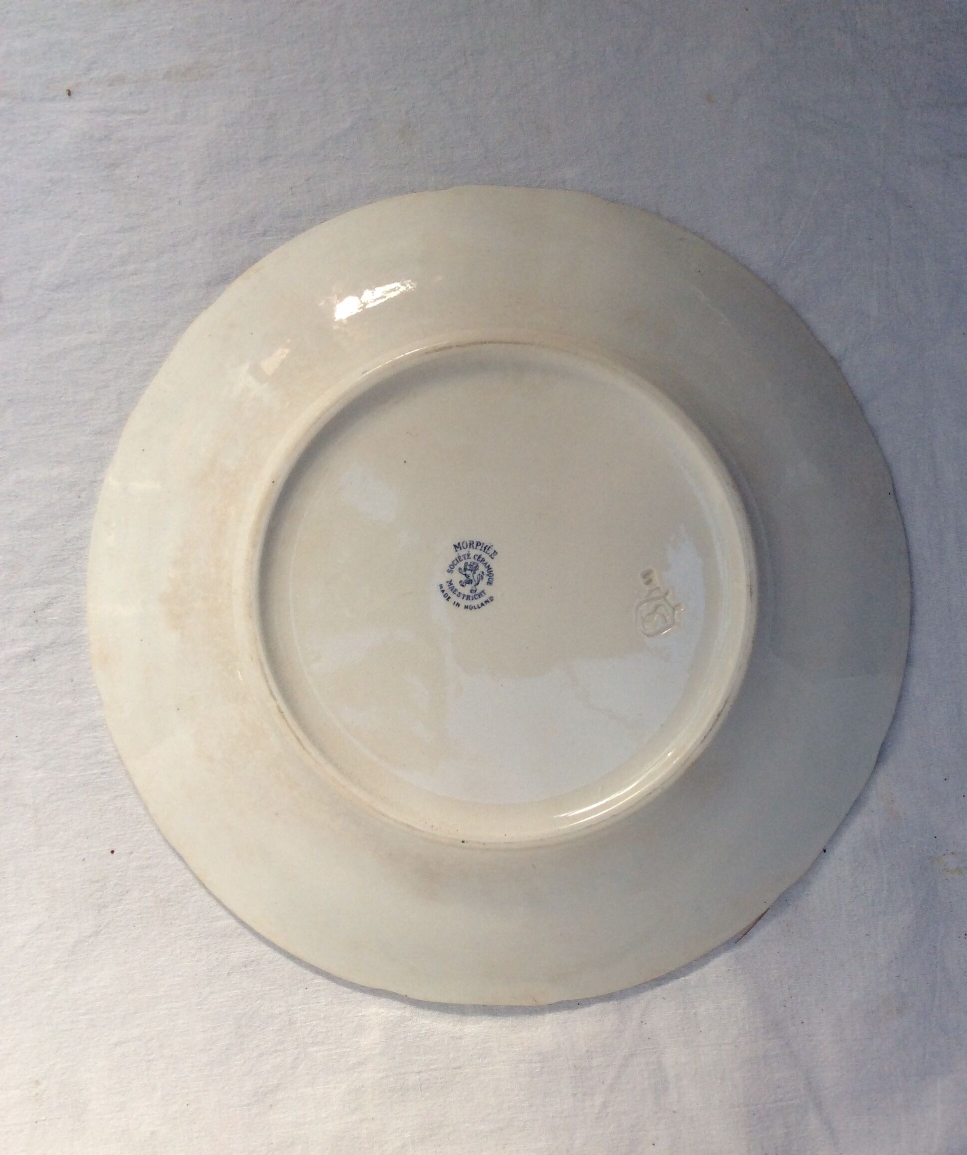 Round dutch ceramic dish