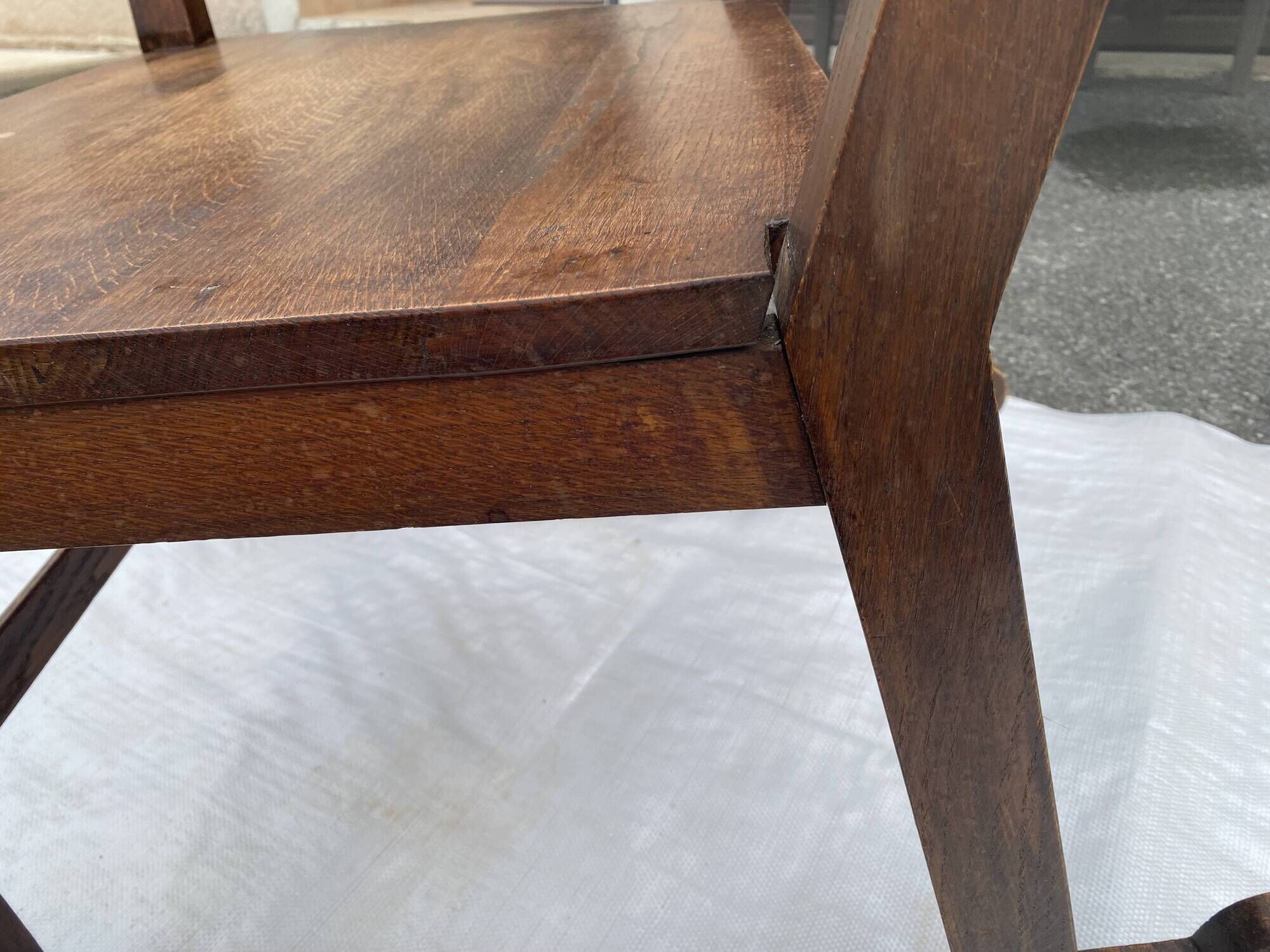 Antique rocking chair in solid oak - beautiful patina - traditional craftsmanship