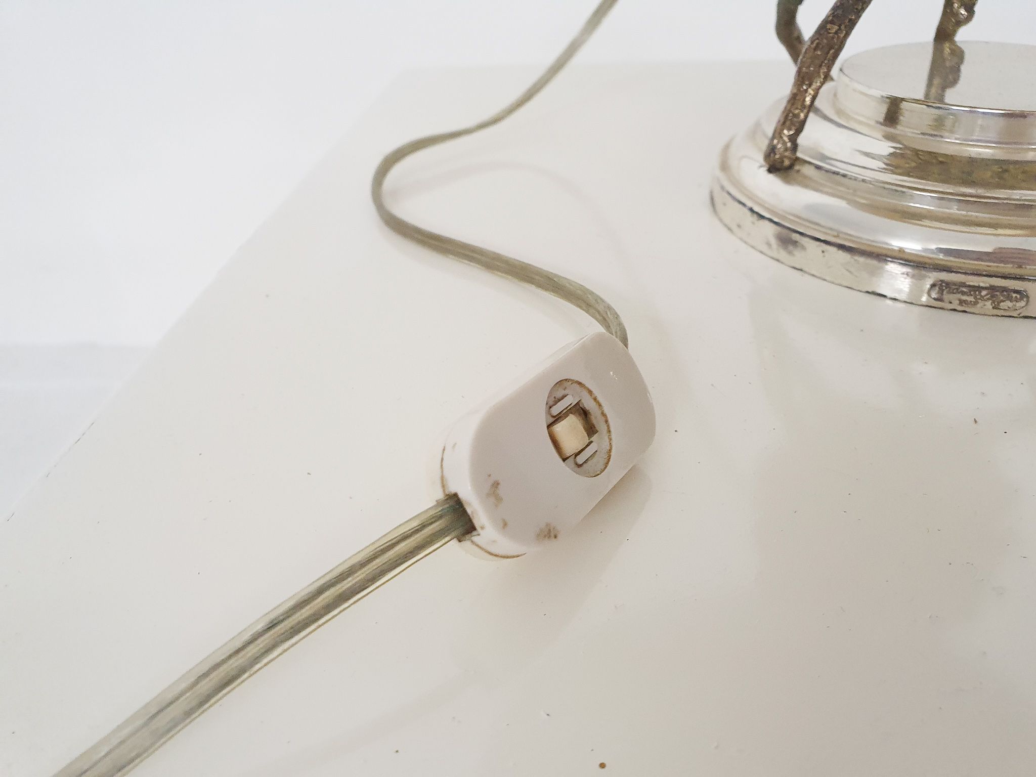 Lampe de table en pomme de pin Hollywood regency, Italie, années 1970