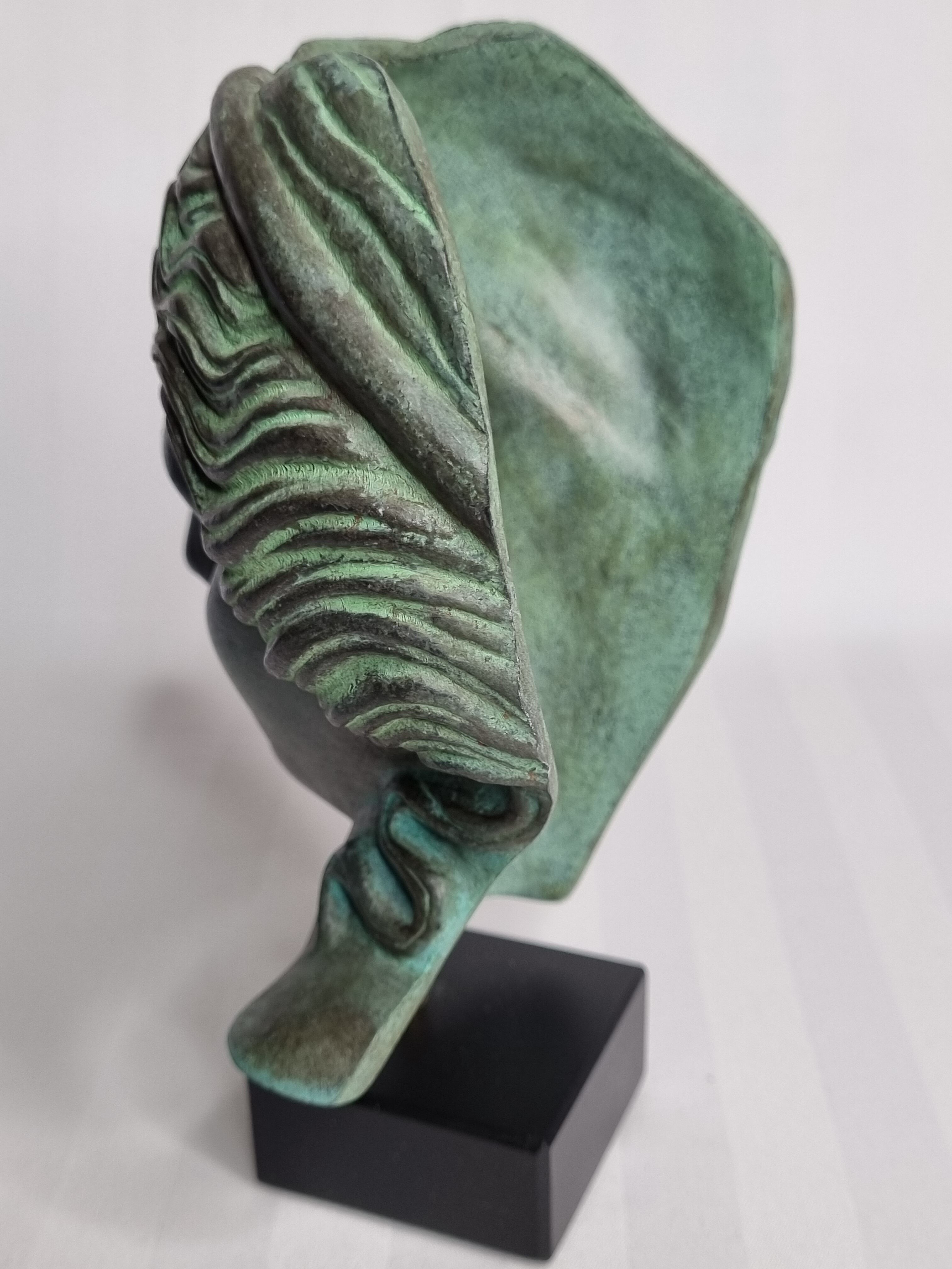 Bust of Aphrodite in plaster or bronze patinated resin