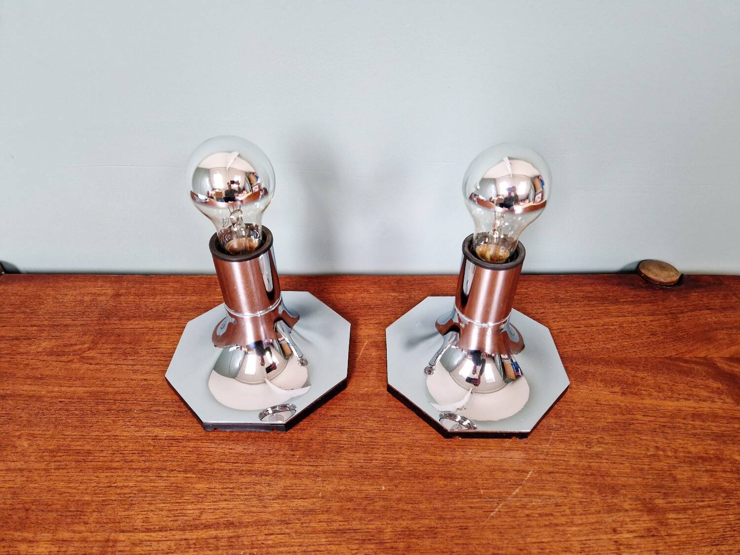Pair of wall sconces/spotlights in chrome metal, Motoko Ishii