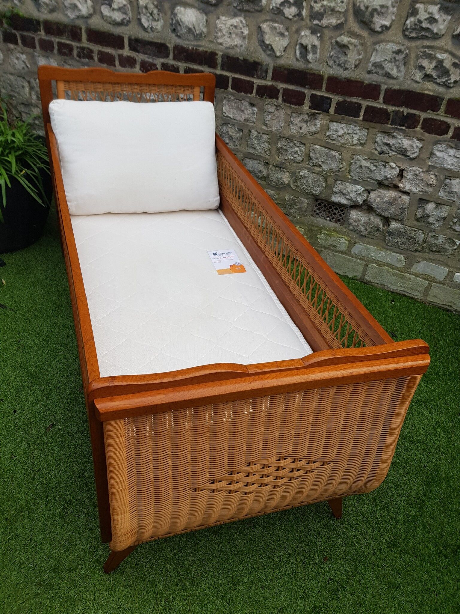 Bed wood and rattan 1960