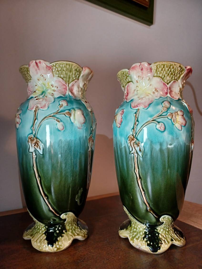 Pair of De Bruyn slip vases - Art Nouveau