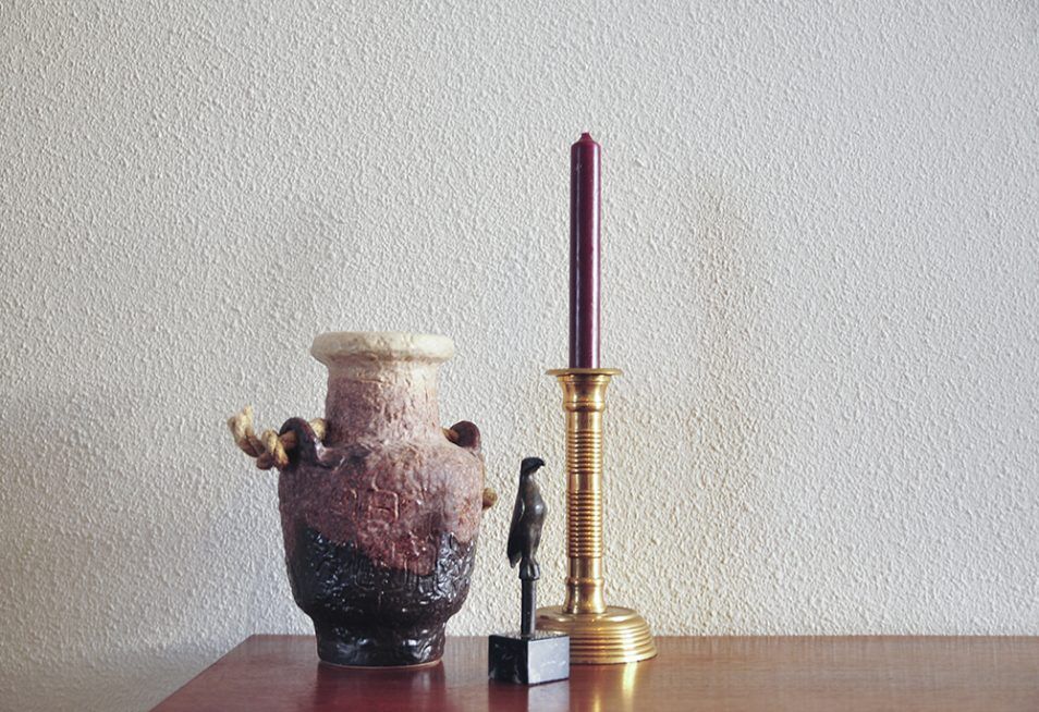 Hanging vase in purple earthenware