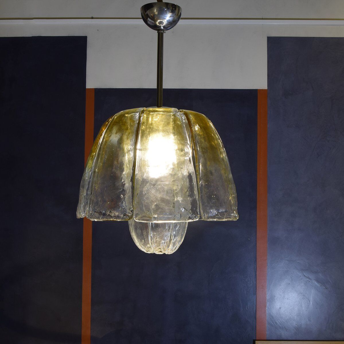 Vintage pendant lamp in the style of Carlo Nason for AV Mazzega, 1970s.