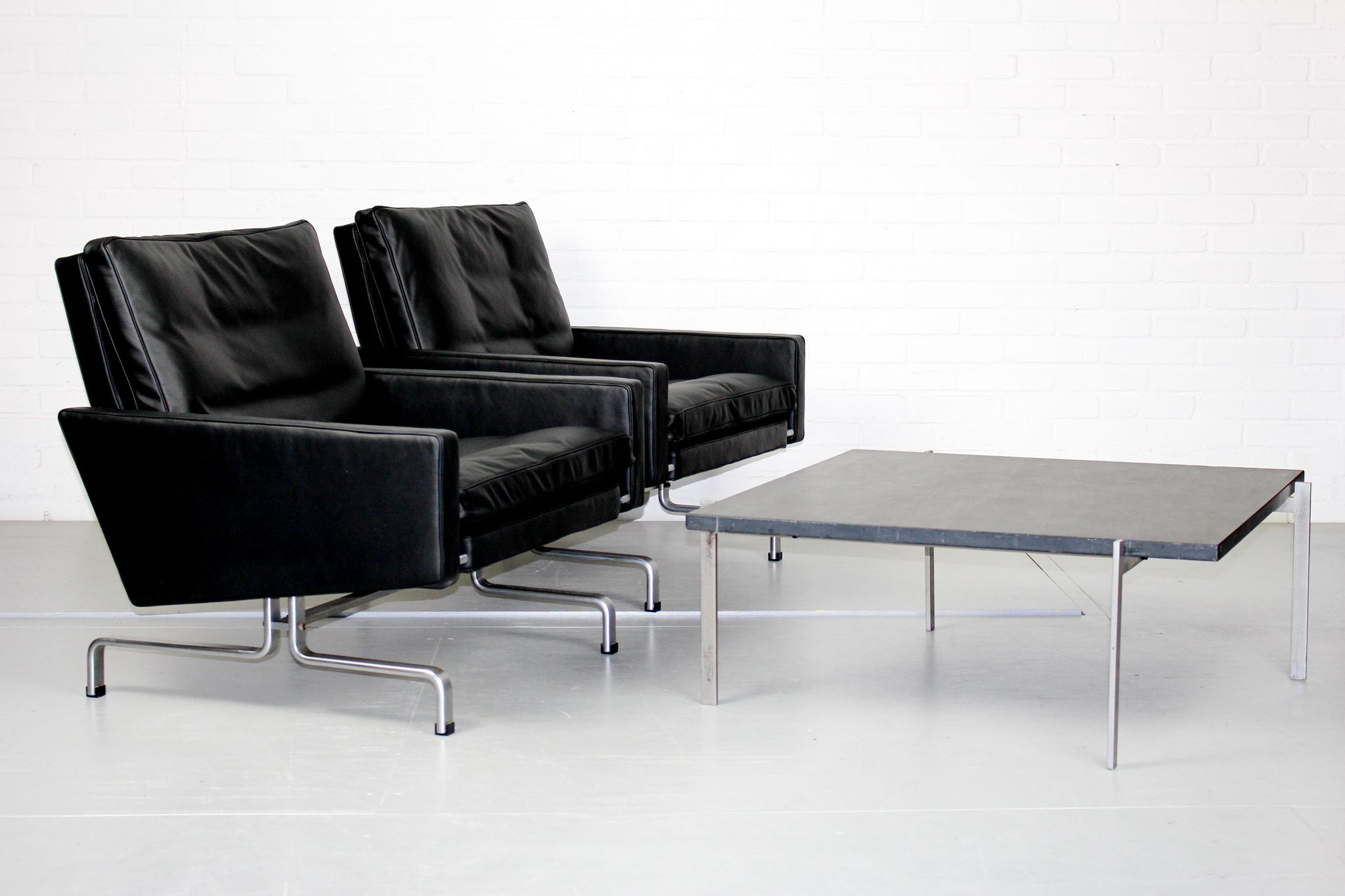 Set 2 vintage PK31/1 Lounge Chair & PK61 Coffee Table by Poul Kjaerholm for E. Kold Christensen