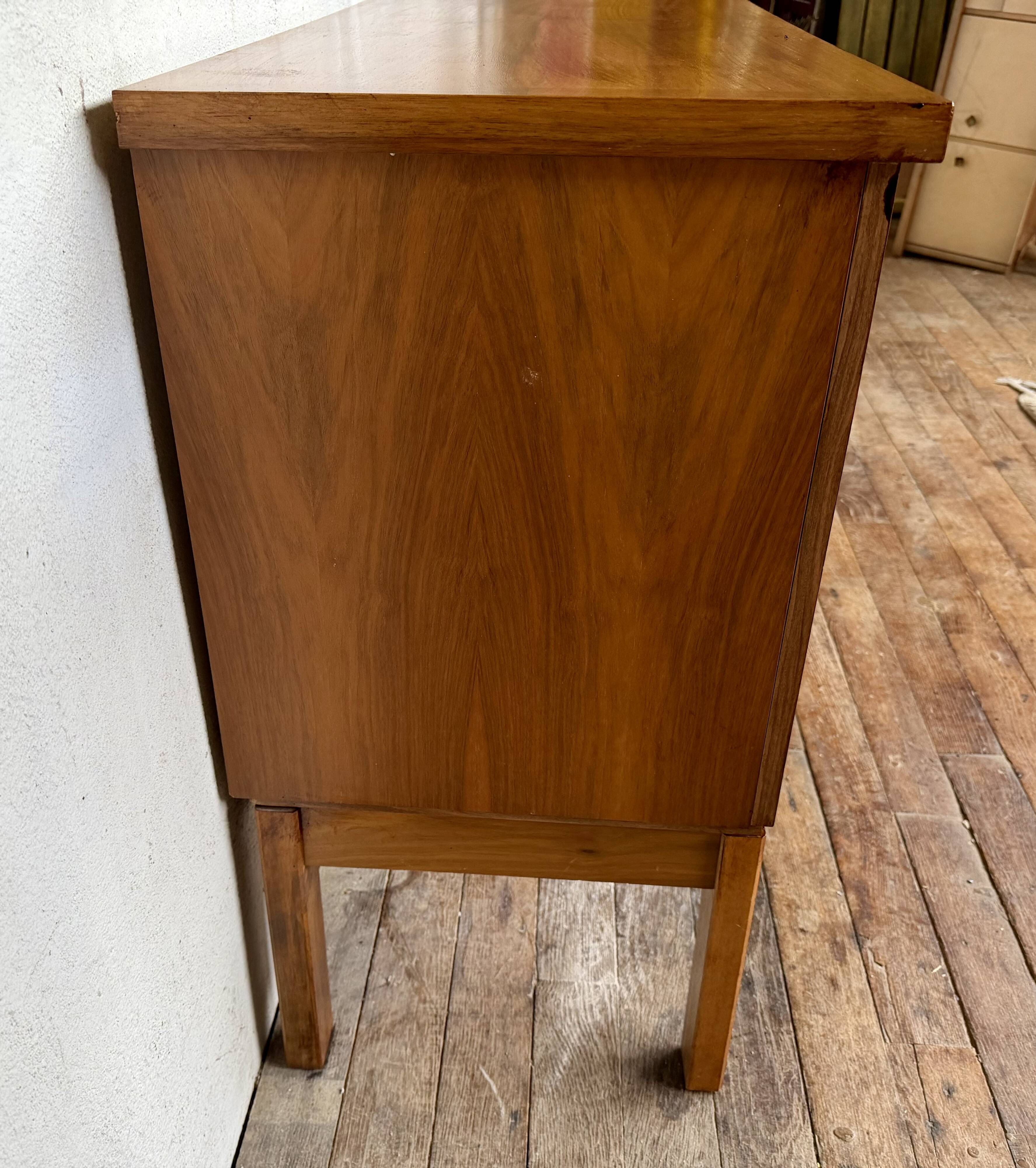 Enfilade vintage Scandinavian look