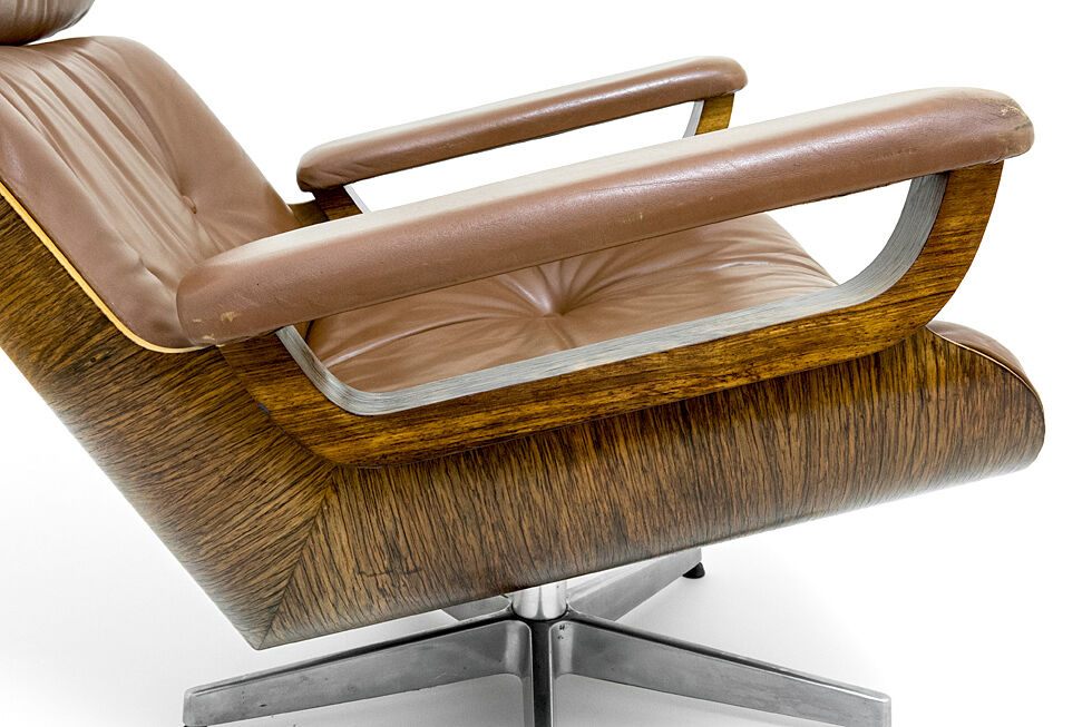 Lounge chair and ottoman leather and bentwood 60/70