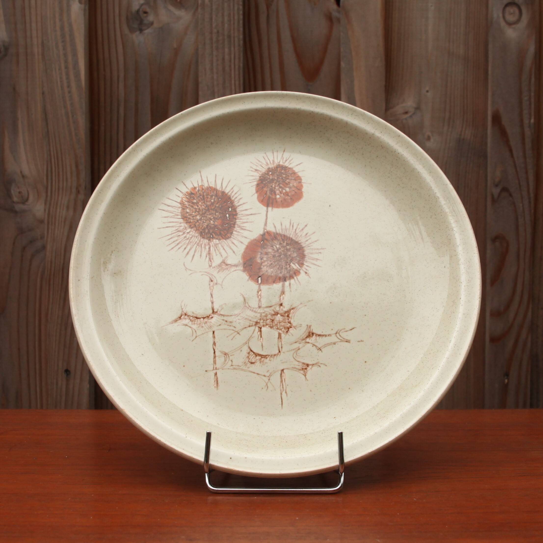 Sarreguemines "Chardons" cake dish