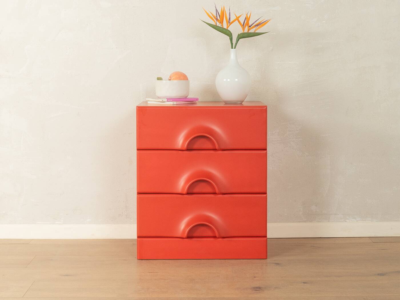 Red chest of drawers by Schönbuch in characteristic Space Age design from the 1970s