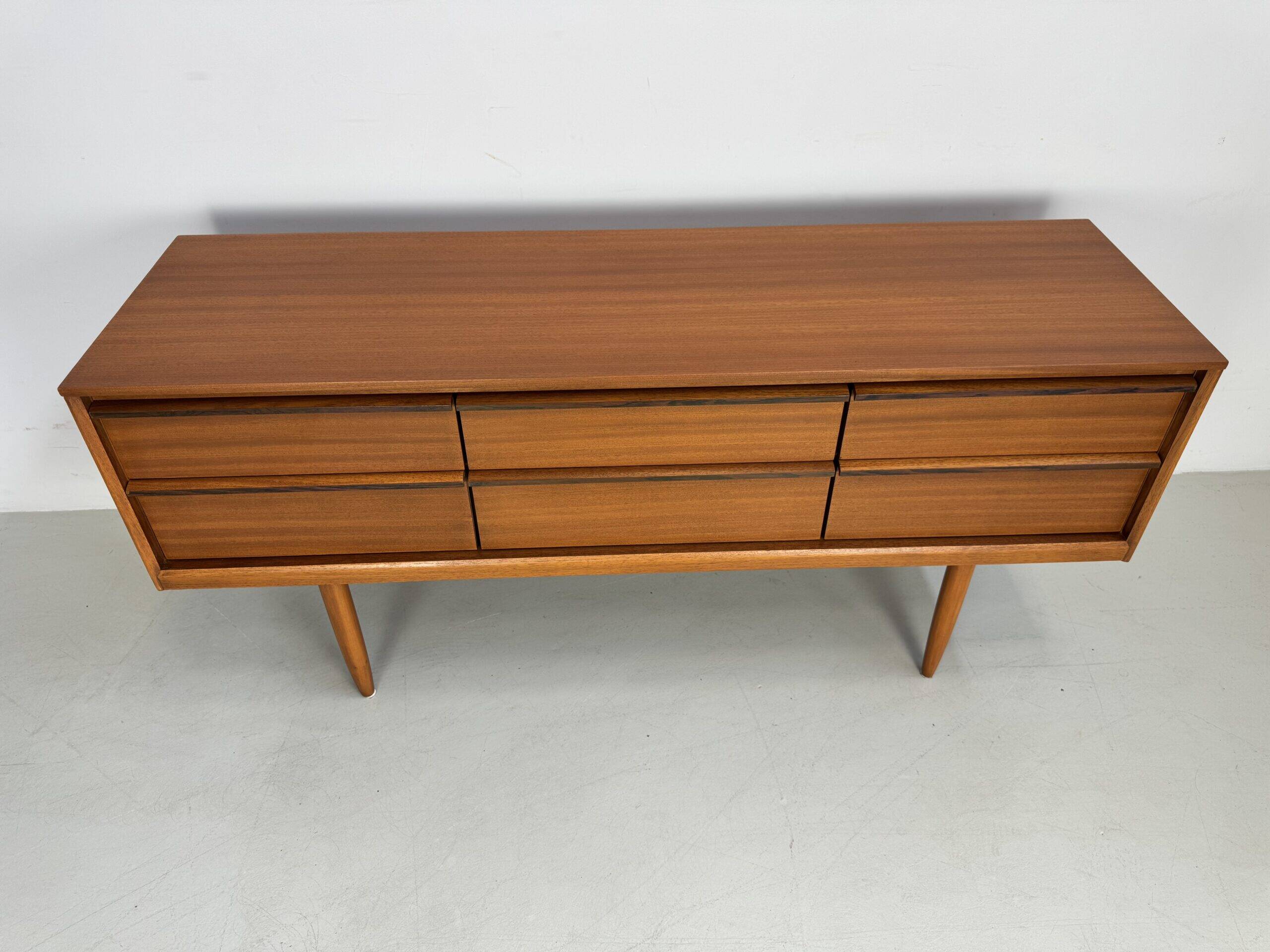 Vintage Austinsuite sideboard.