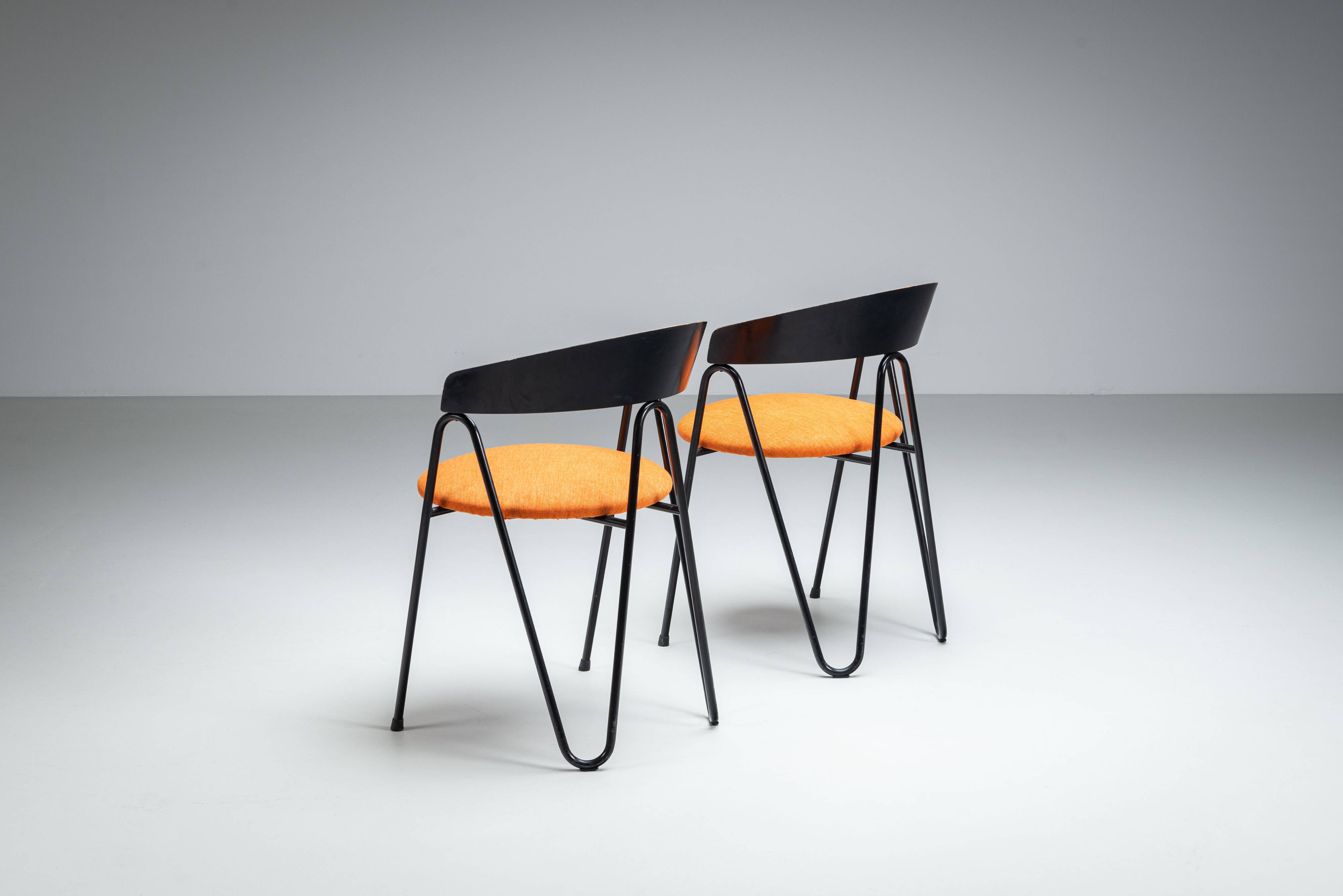 Pair of Memphis style chairs