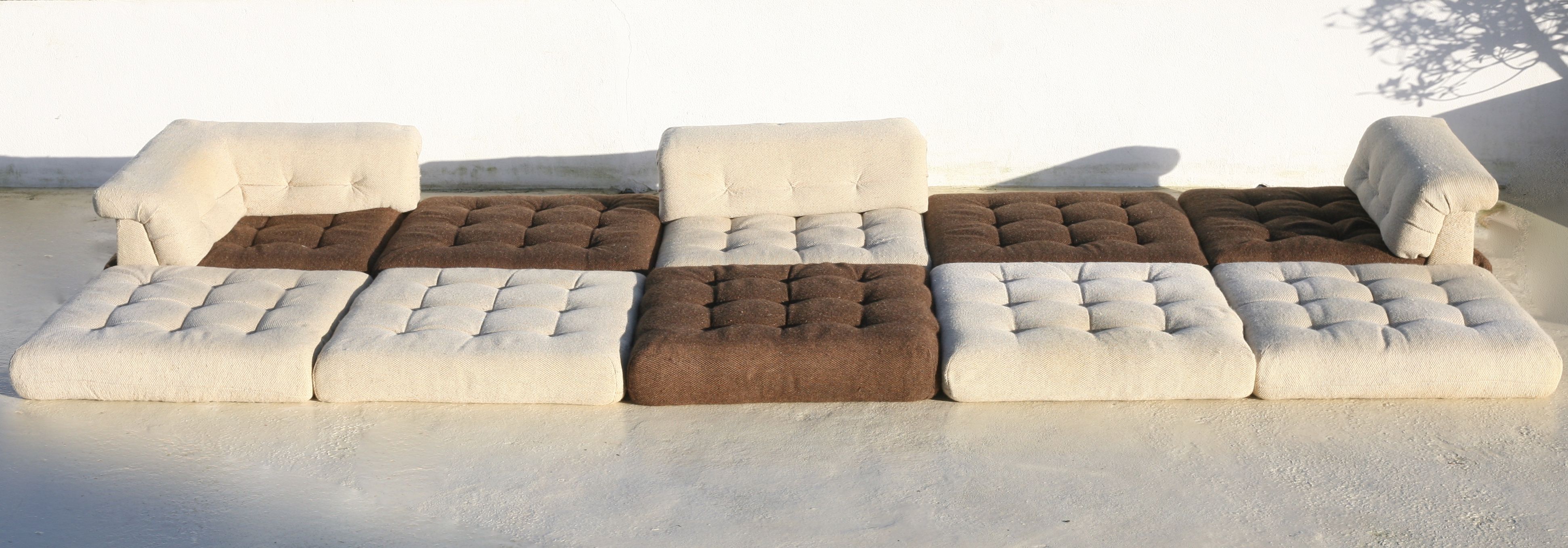 Modular sofa Mah Jong, Hans Hopfer, France, 1971. Roche Bobois Edition.