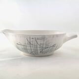 Niderviller gray sauceboat, kitten model