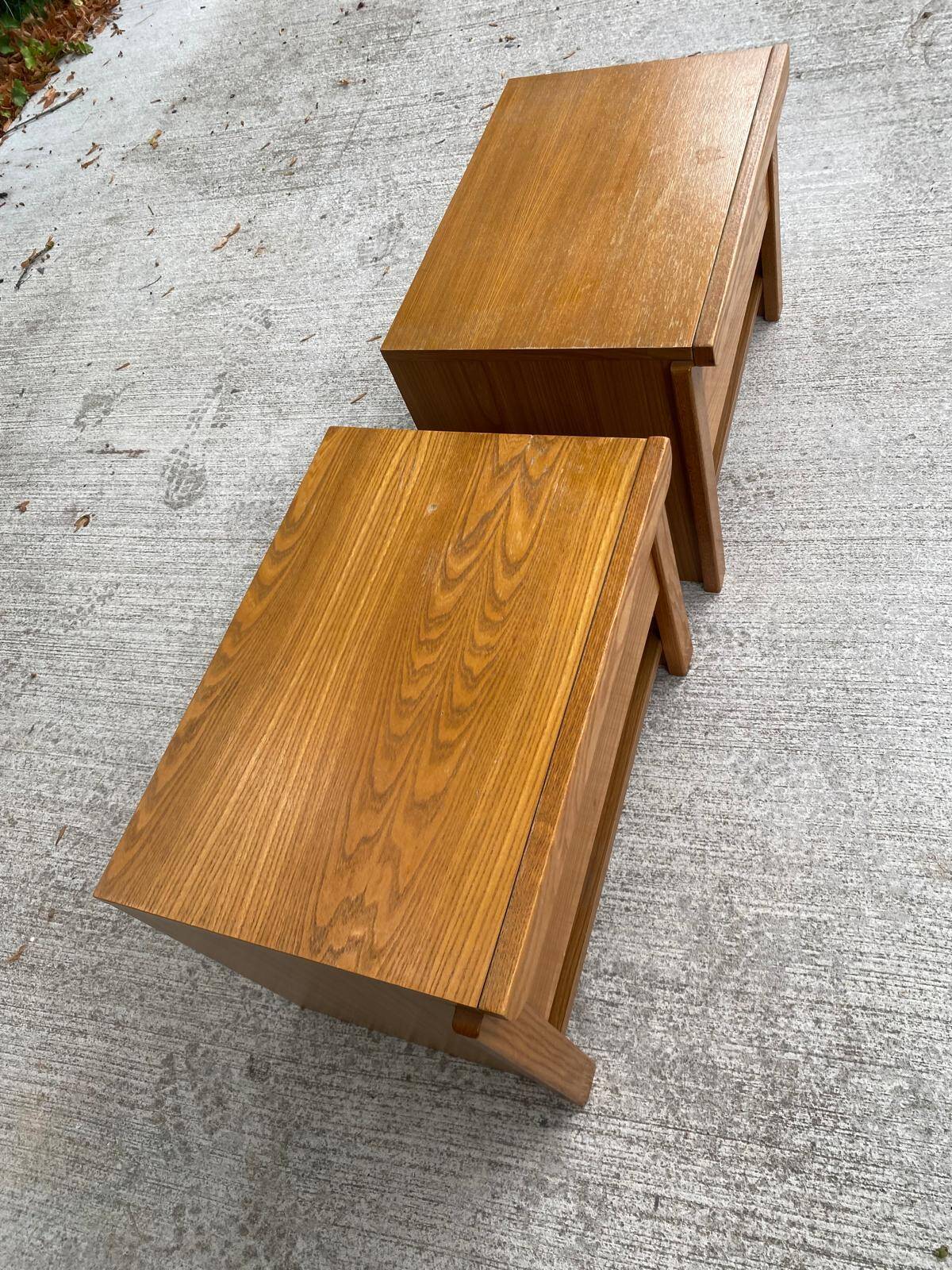 2 vintage 70s Scandinavian style bedside tables in honey oak.